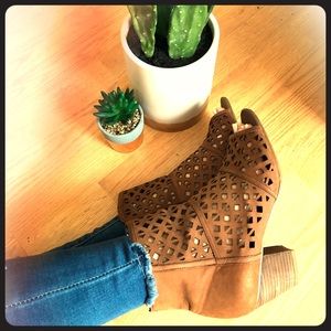 Brown Ankle Booties Boots 👢✨🖤